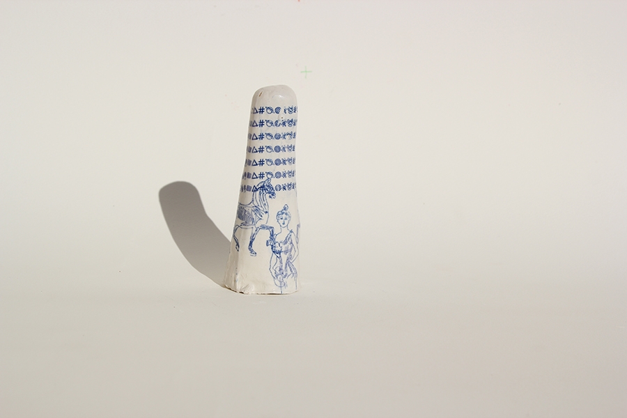 porcelaine Martin Hyde / TRUE BLUE / 1576867491